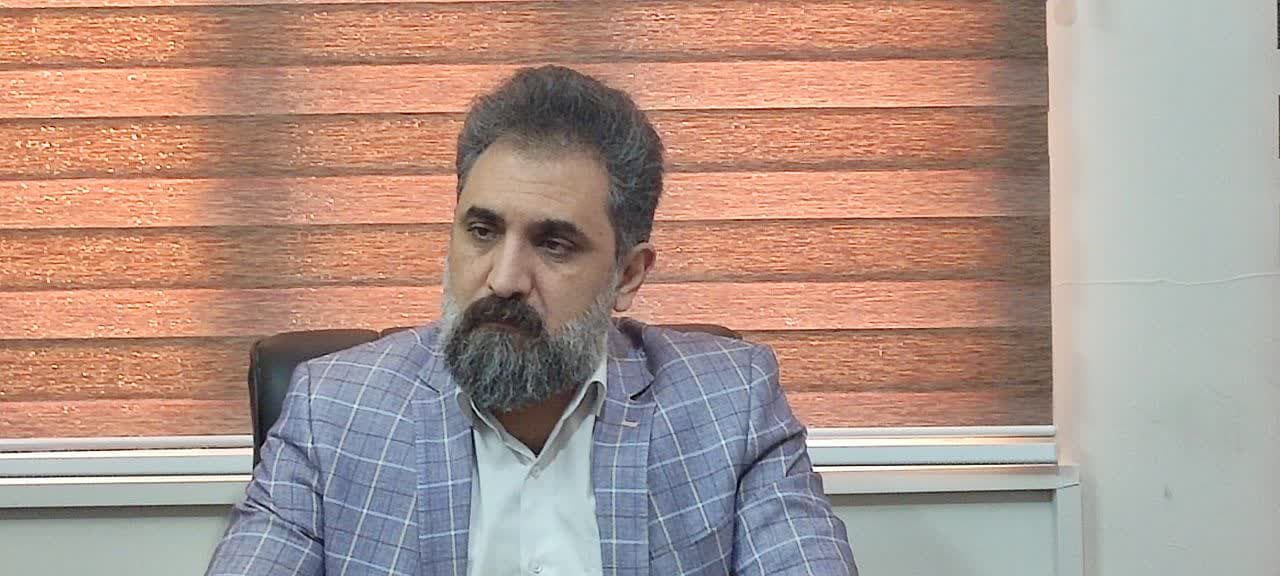 نشست مشاور هنري رياست ستاد کانون هاي مساجد کشور با کارکنان کانون هاي مساجد استان ايلام