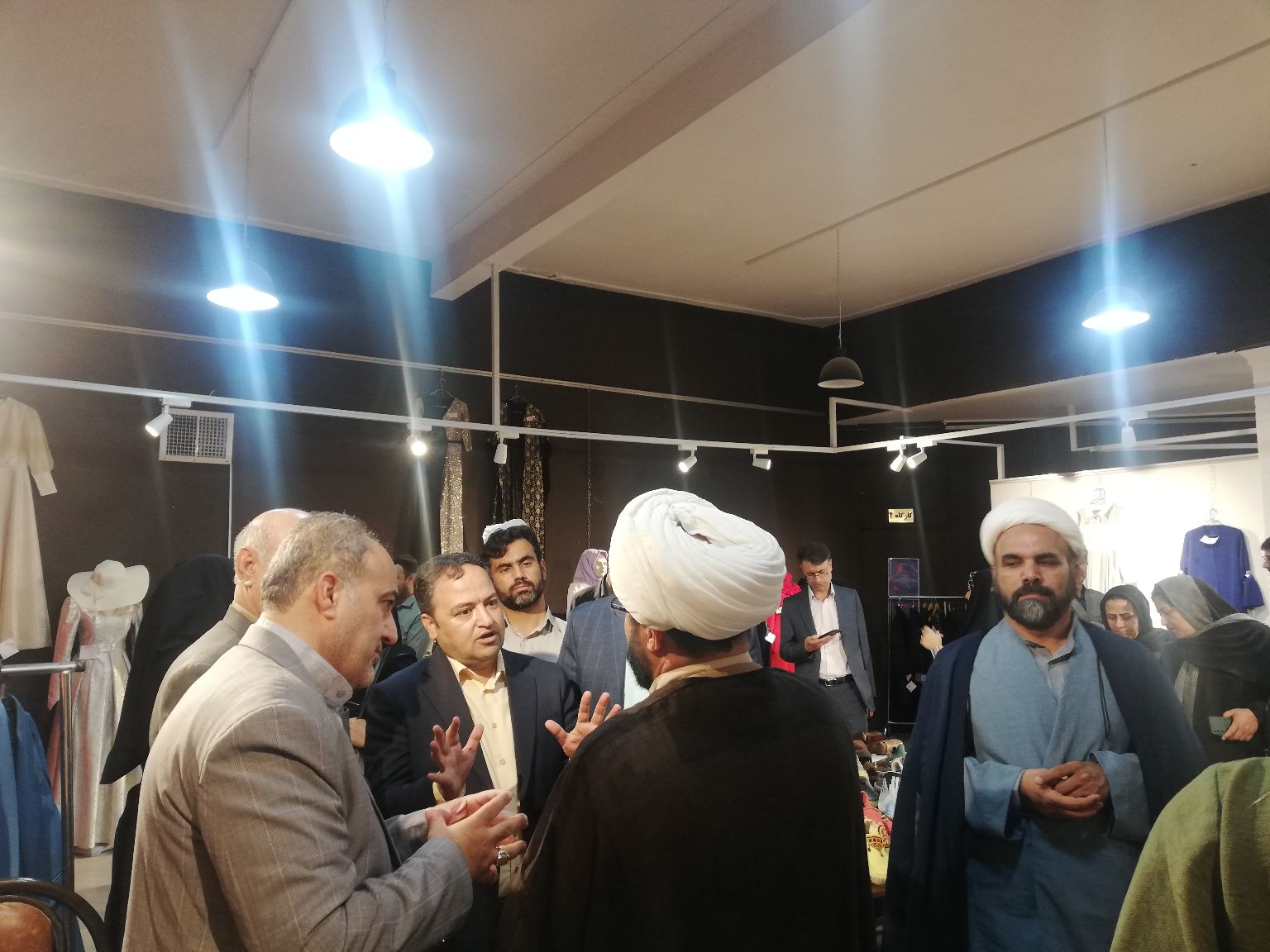 افتتاح نمايشگاه مد و لباس ايراني و اسلامي در ايلام