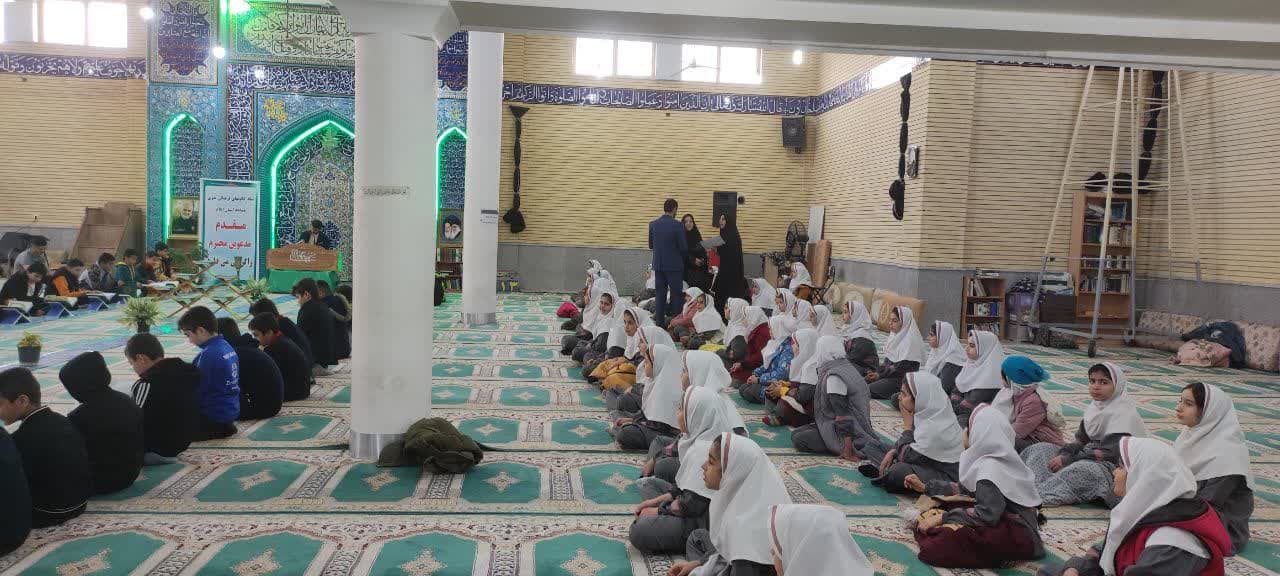 اجراي طرح هر مسجد يک پايگاه قرآني در کانون شهداي بانقلاندر کانون شهداي بانقلان