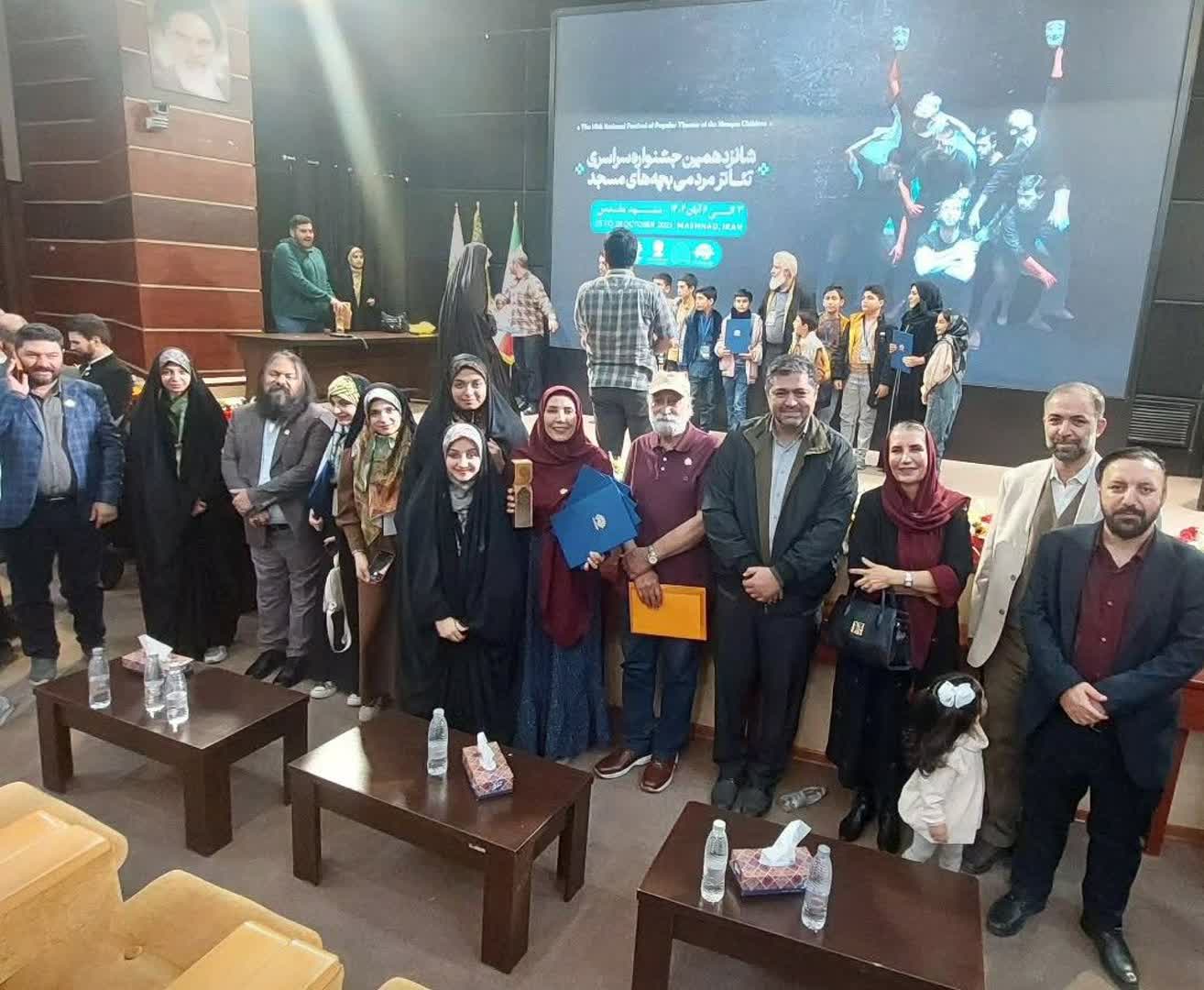 درخشش هنرمندان مسجدي استان ايلام با نمايش «کبوترانه»